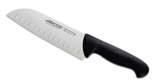 Cuchillo Santoku Arcos Serie 2900 Hoja 180mm negro